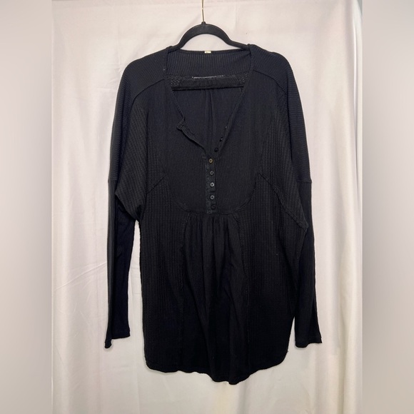 Free People Leo Henley Size Medium - Picture 2 of 6